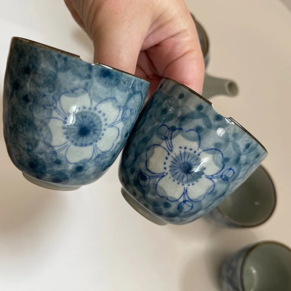 Blue Floral Ceramic Japanese Tea Set Teapot and 5 Cups with Wooden Box